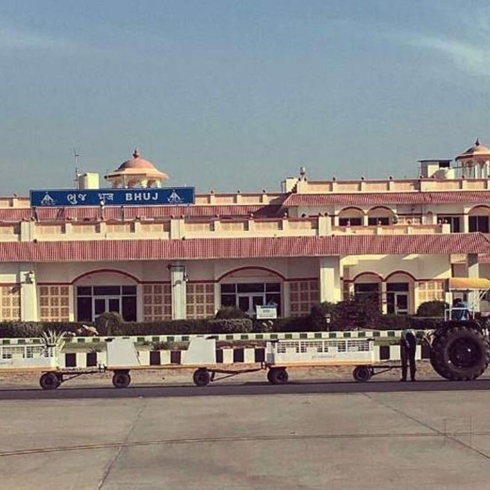 નવી મુંબઈ એરપોર્ટના સમર શેડ્યુલમાં ભુજનું નામ ગાયબ:ભુજ- નવી મુંબઈની નવી વિમાની સેવા સુરક્ષાના કારણોસર અટવાઈ