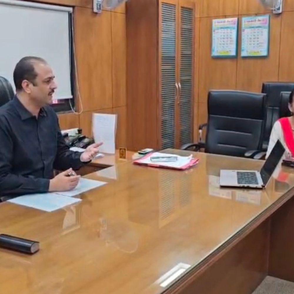 પંચમહાલમાં DDOનું પદ નવ મહિનાથી ખાલી:વિકાસ કાર્યો પર અસર; કાલોલના MLA અને જિલ્લા કોંગ્રેસના પૂર્વ પ્રમુખે કાયમી અધિકારીની નિમણૂકની માગ કરી