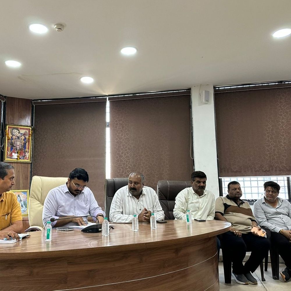 માધવપુર વરઘોડાની તૈયારી, દ્વારકામાં બેઠક યોજાઈ:તંત્ર અને આગેવાનોએ કાર્યક્રમના આયોજનની સમીક્ષા કરી