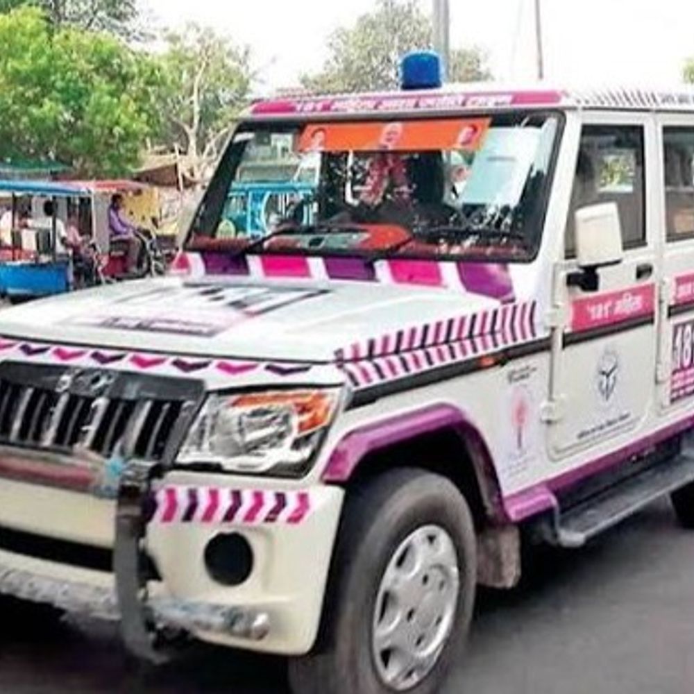 'ઘરખર્ચ'ના વિવાદમાં તૂટવાને આરે આવેલા સંસારને અભયમે બચાવ્યો:પત્નીની નોકરી છૂટી જતાં પતિ પૈસા બાબતે હેરાનગતિ કરતો, અભયમ ટીમે બંને પક્ષોને સમજાવી સુખદ સમાધાન લાવ્યું