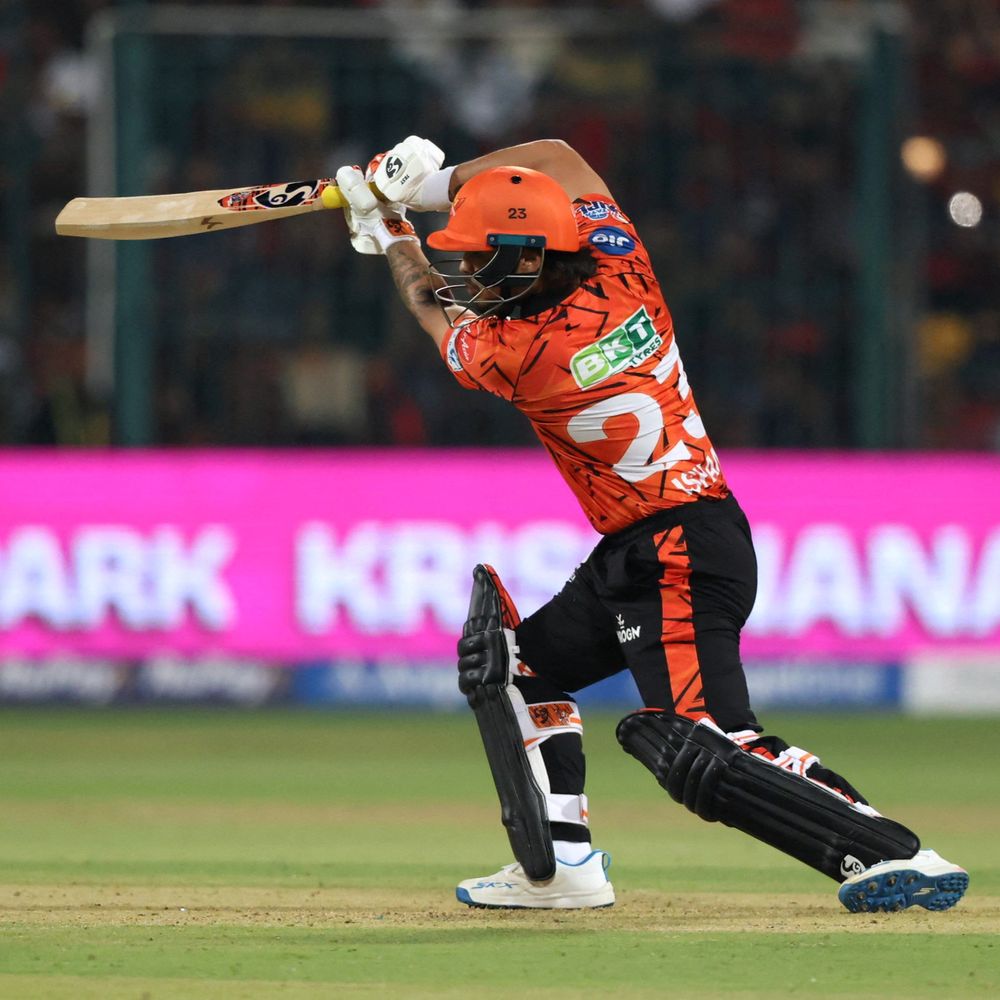 ઈશાન-ક્લાસેને હૈદરાબાદની ઇનિંગને સંભાળી:બન્નેએ ભેગા મળીને શેફર્ડની ઓવરમાં 16 રન ફટકાર્યા, બન્ને વચ્ચે 50+ રનની પાર્ટનરશીપ