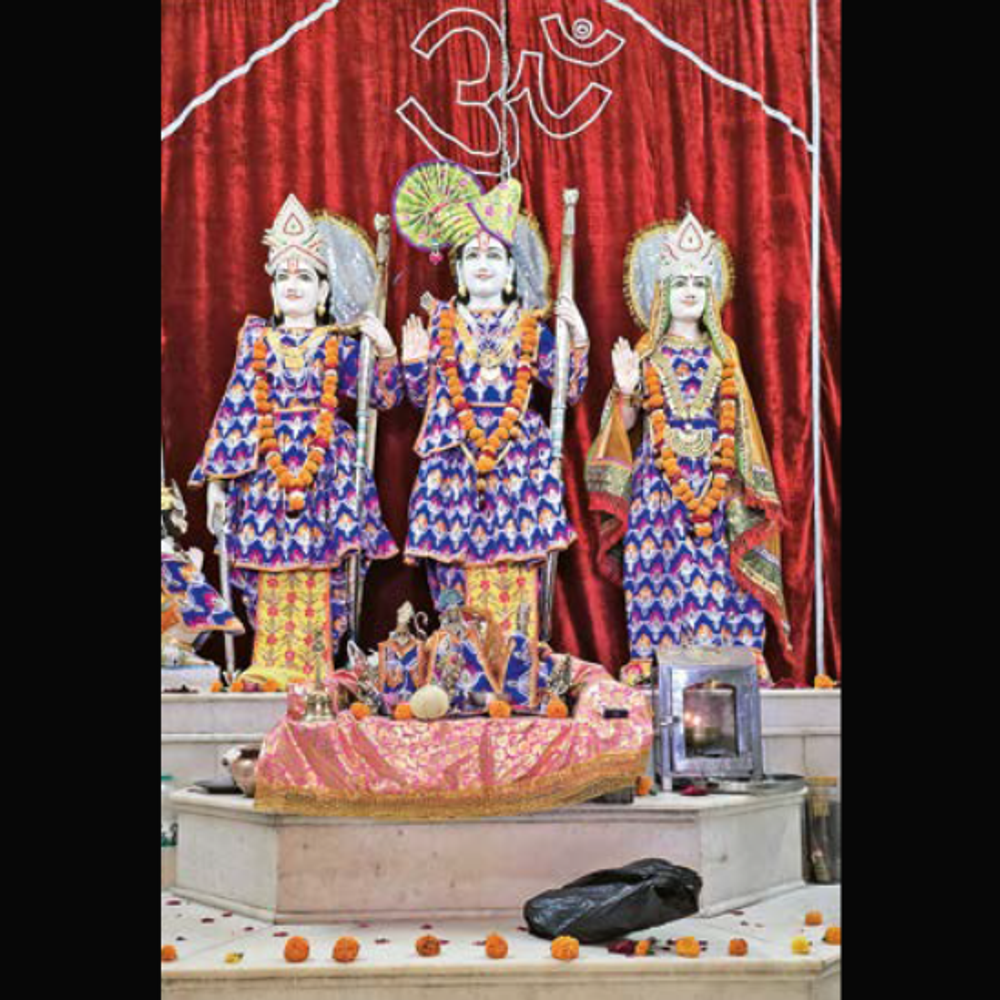 કચ્છ જિલ્લો રામમય: રામનવમીના પર્વે ભક્તિ અને આસ્થાનો માહોલ, મહાઆરતી, શોભાયાત્રા આયોજિત.