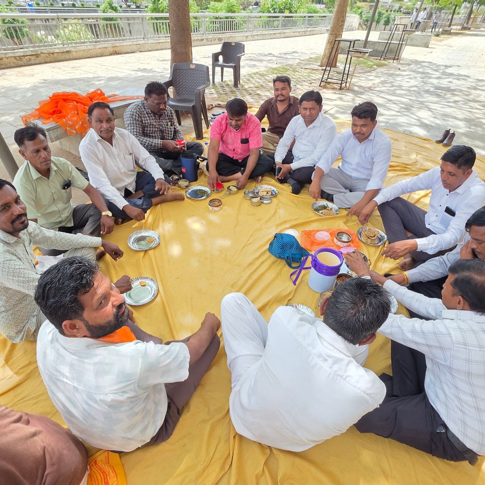 હિંમતનગર તાલુકા ભાજપે 'મન કી બાત' કાર્યક્રમ યોજ્યો:કેનાલ ફ્રન્ટ પર ટિફિન બેઠક સાથે ચૂંટણીલક્ષી ચર્ચા