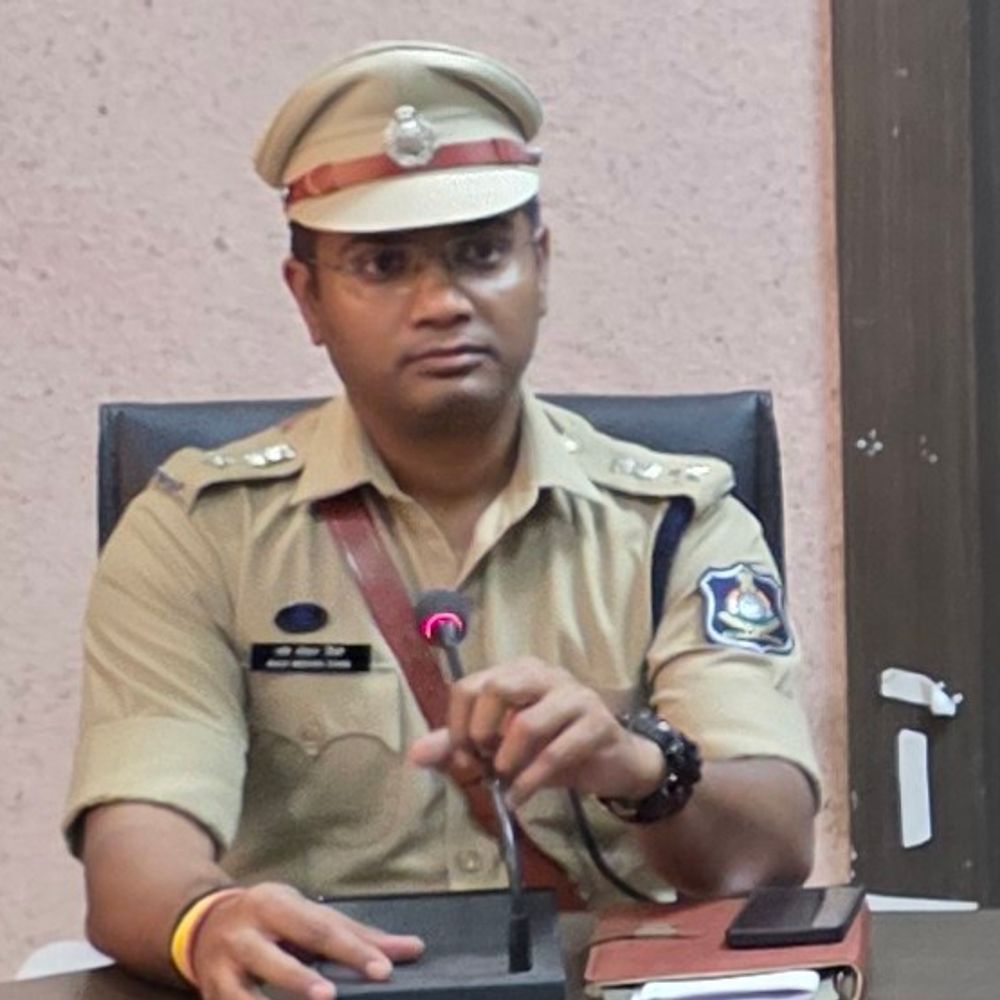 જામનગરમાં 8 PSIની આંતરિક બદલી:બુડાસણાને સિટી-એ ડિવિઝન પોલીસમાં મૂકાયા, SP ડો.રવિ મોહન સૈનીએ આદેશ કર્યા