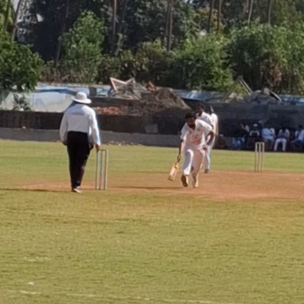 વાપીમાં VTA દ્વારા નવમી પ્રીમિયર લીગ ક્રિકેટ ટુર્નામેન્ટ:ટ્રાન્સપોર્ટર વચ્ચે 'ભાઈચારા'ના ઉદ્દેશ્ય સાથે 12 ટીમો વચ્ચે જંગ જામશે