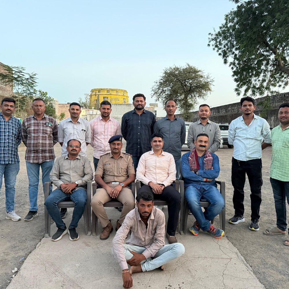 દેવભૂમિ દ્વારકા LCBએ પાંચ વર્ષથી ફરાર આરોપીને પકડ્યો:મેવાસા લૂંટ કેસના ઇનામી આરોપી સામે કાર્યવાહી