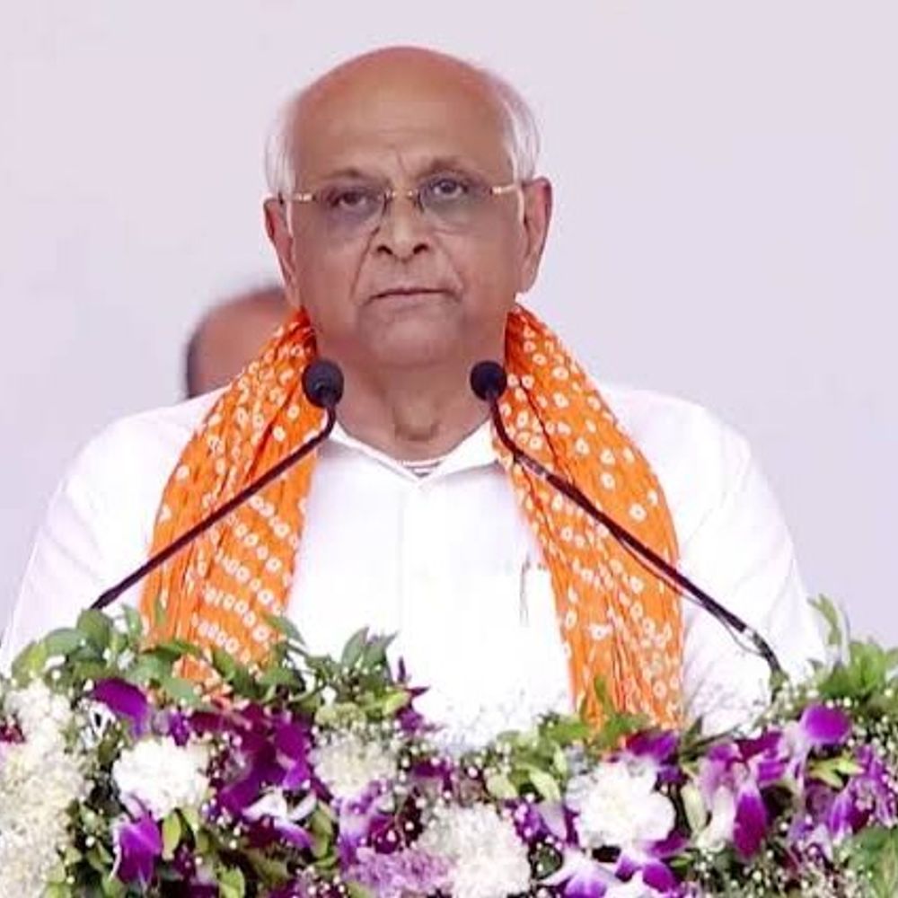 આદિજાતિ વિસ્તારોમાં વિકાસને ગતિ:CMએ ₹362 કરોડના 293 કામોને મંજૂરી આપી, અંબાજીથી ઉમરગામ સુધી સ્કૂલ-આરોગ્ય કેન્દ્રોને જોડતા 325 કિમી રસ્તાઓ બનશે