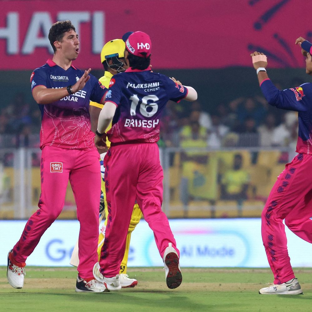 ચેન્નઈની ખૂબ જ ખરાબ શરૂઆત:CSKના 4 બેટર્સ પેવેલિયન ભેગા થયા, સરફરાઝ ખાનને ઇમ્પેક્ટ પ્લેયર તરીકે ઉતારી દેવો પડ્યો