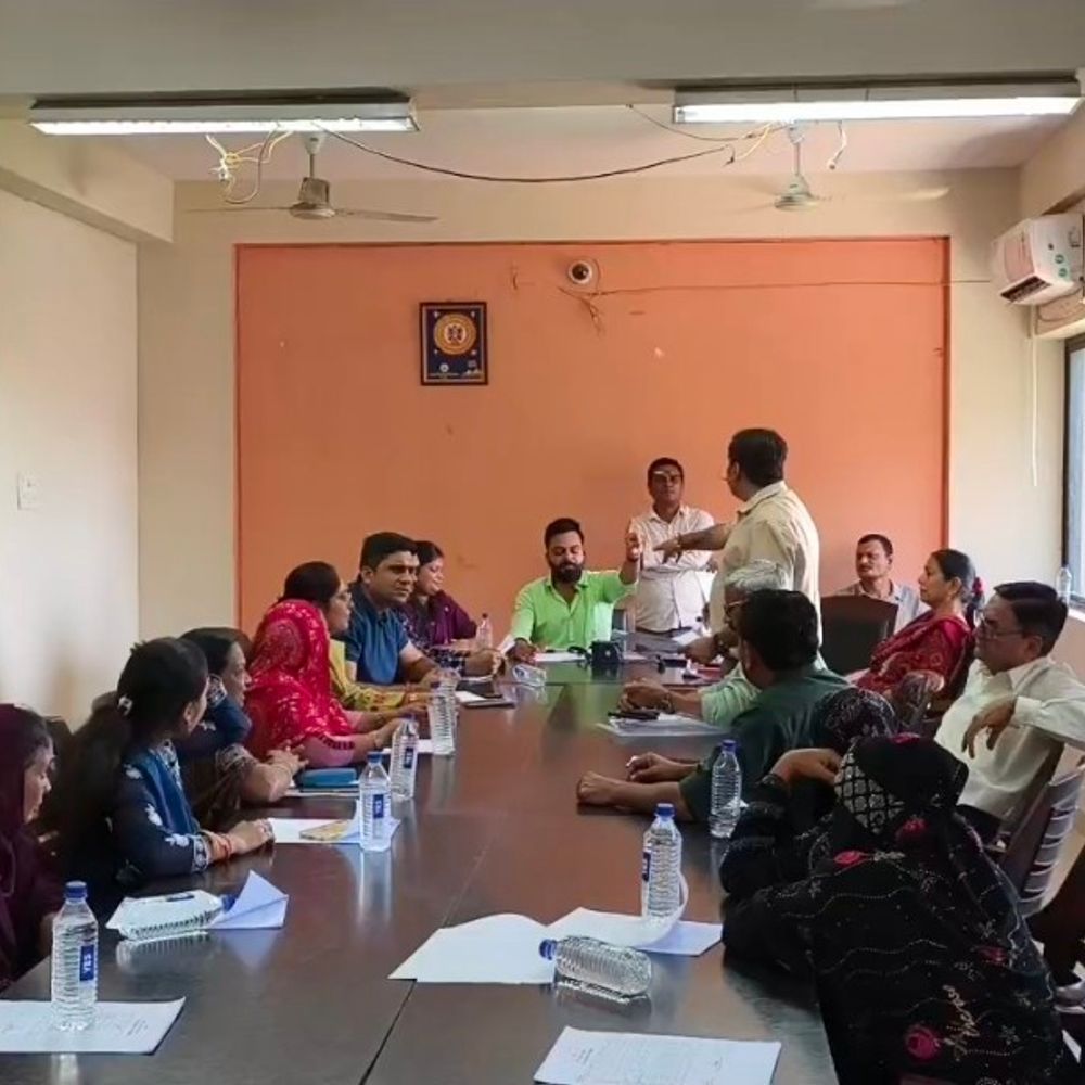 દેવગઢ બારીયા પાલિકામાં ₹37 કરોડનું બજેટ આખરે સર્વસંમતિથી મંજૂર થયું:અગાઉ બજેટ ફગાવનારા ભાજપના બળવાખોરો અને અપક્ષો ભાજપના દિગ્ગજ નેતાઓની સમજાવટ બાદ નમ્યા, વિકાસના અટકેલા કામો હવે વધશે આગળ