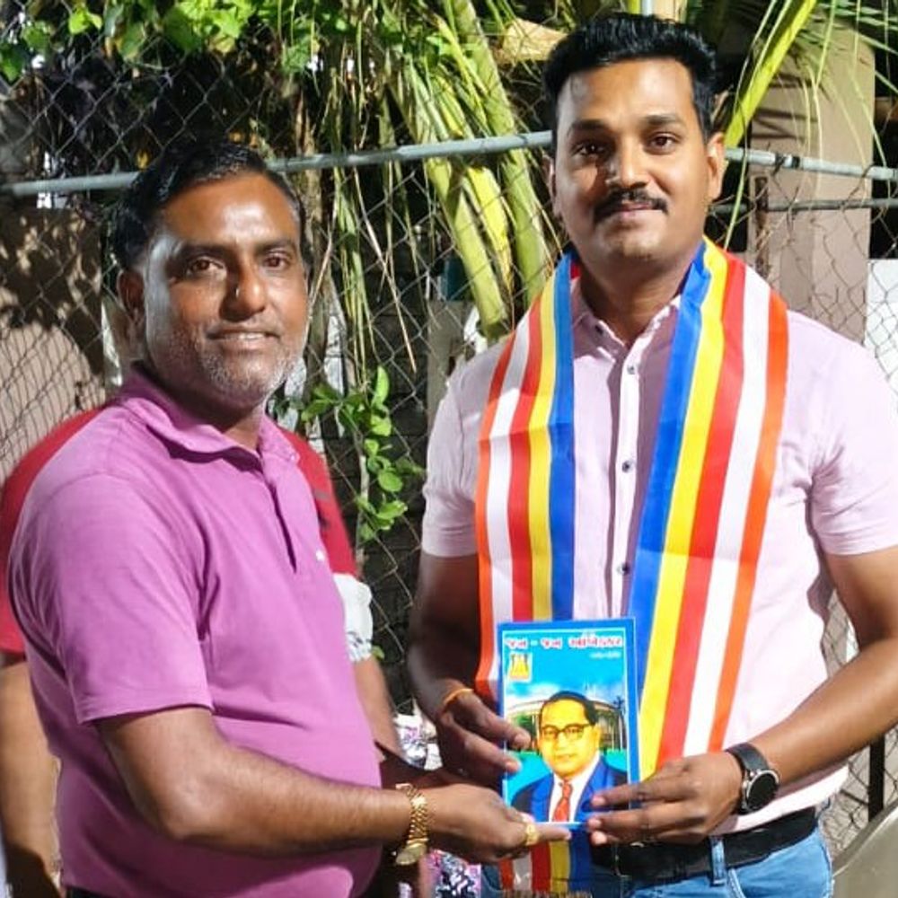 મિતેશકુમાર રાઠોડને નાયબ મામલતદાર તરીકે પ્રમોશન મળ્યું:ગઢડા મામલતદાર કચેરીમાંથી વિદાય, બોટાદમાં સન્માન સમારોહ યોજાયો