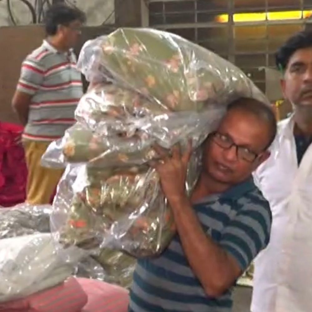 ટેક્સટાઇલ ઉદ્યોગ પર સંકટના વાદળો ઘેરાયા:મોંઘા યાર્ન અને યુદ્ધની સ્થિતિ વચ્ચે વીજ દરમાં 50% રાહતની માંગ