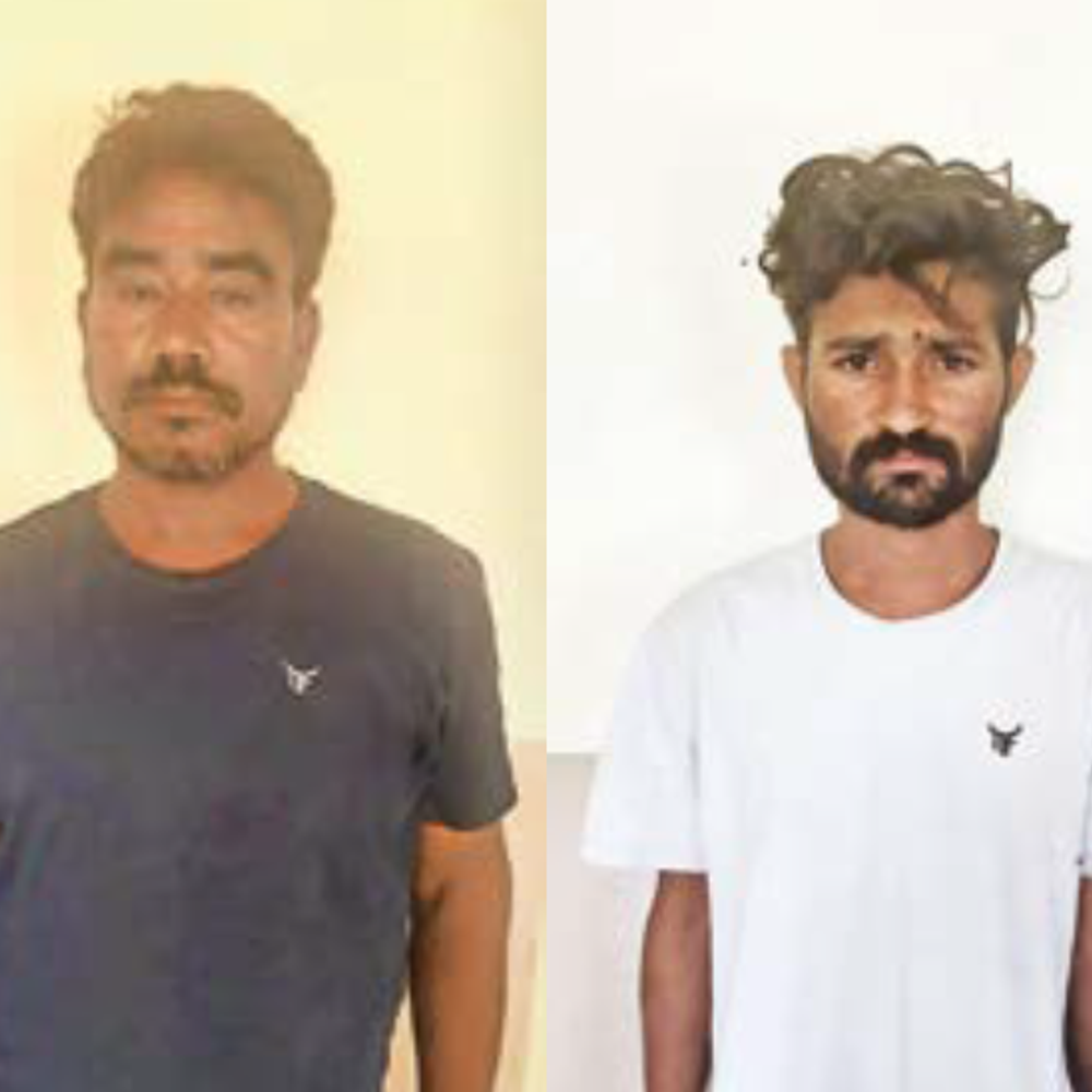 રાપરમાં માતા-પિતાની સામે પુત્રની હત્યા કરનાર બે આરોપી ઝડપાયા. Police investigation ચાલુ.