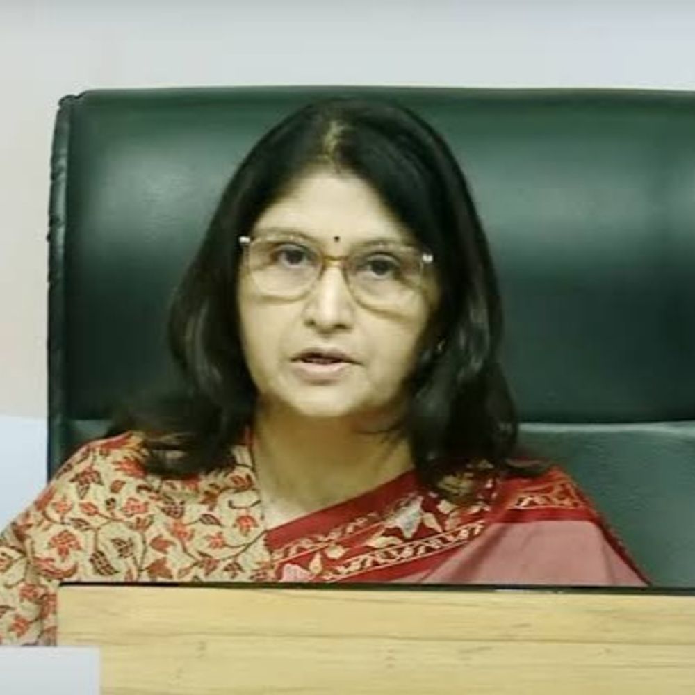 કેન્દ્રમાં ગુજરાત કેડરના IASનો દબદબો:વિજય નેહરા, મોના ખંધાર અને આરતી કંવરને મોટી જવાબદારી; PMO અને DGCAમાં પણ મહત્ત્વની નિમણૂક