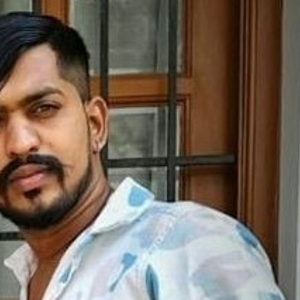 આરોપી ભાગી જવાના કેસમાં પોલીસ કમિશનરની કાર્યવાહી:વડોદરામાં બાળકી પર દુષ્કર્મ કેસનો આરોપી કોર્ટમાંથી વોશરૂમ જવાના બહાને ભાગી છૂટવાના મામલે ફરજમાં બેદરકારી બદલ PSI એ એન પાટીલને સસ્પેન્ડ કરાયા