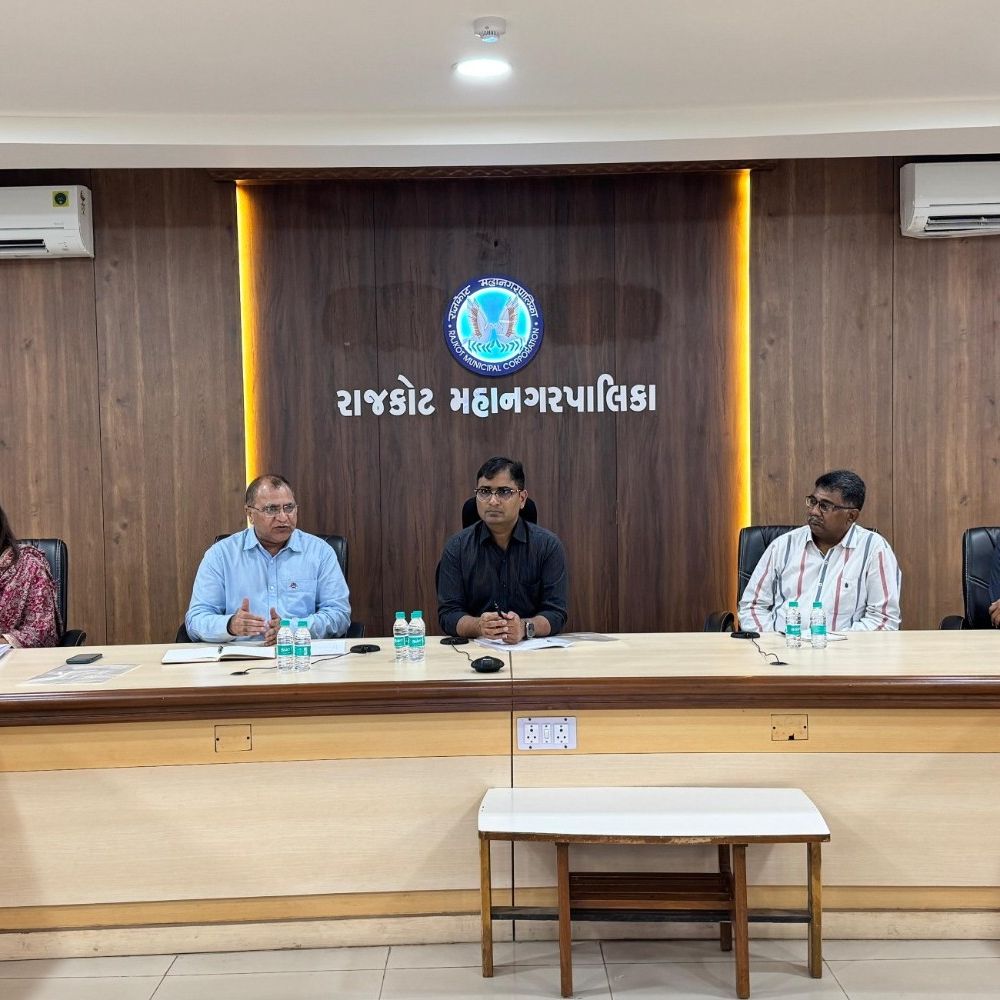 રાજકોટના શહેરીજનો માટે મહત્વના સમાચાર:આવતીકાલે આખરી મતદાર યાદી પ્રસિદ્ધ થશે, કાલથી જ ડિજિટલ જનગણના-2027ની કામગીરી, 4700નો સ્ટાફ ઘરે-ઘરે જઈ વિગતો મેળવશે