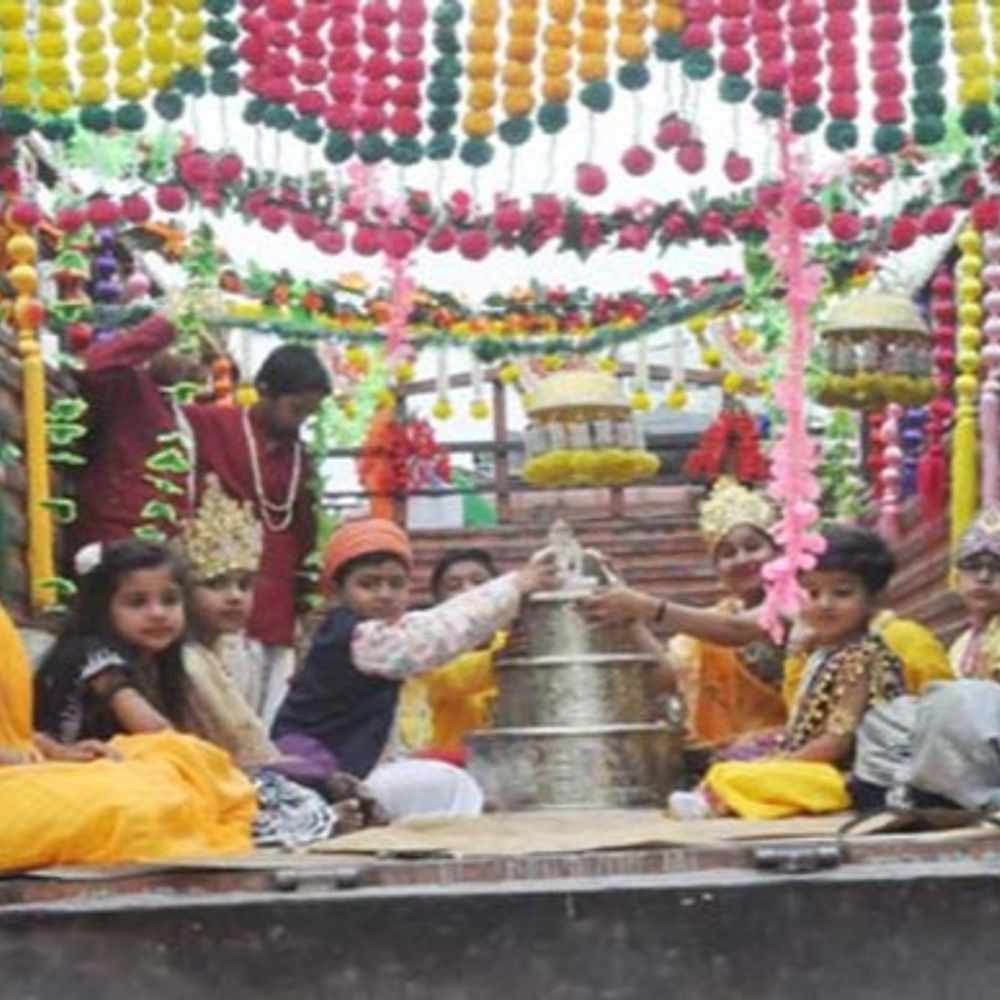 ભગવાન મહાવીરજયંતિ નિમિતે ધર્મયાત્રા:રાજકોટ ડેરી દ્વારા પશુપાલકોને ભેટ, દૂધના ખરીદ ભાવમાં રૂ.20નો વધારો; જિલ્લાના 17 ગામોમાં પીવાના પાણીની સુવિધા વધશે