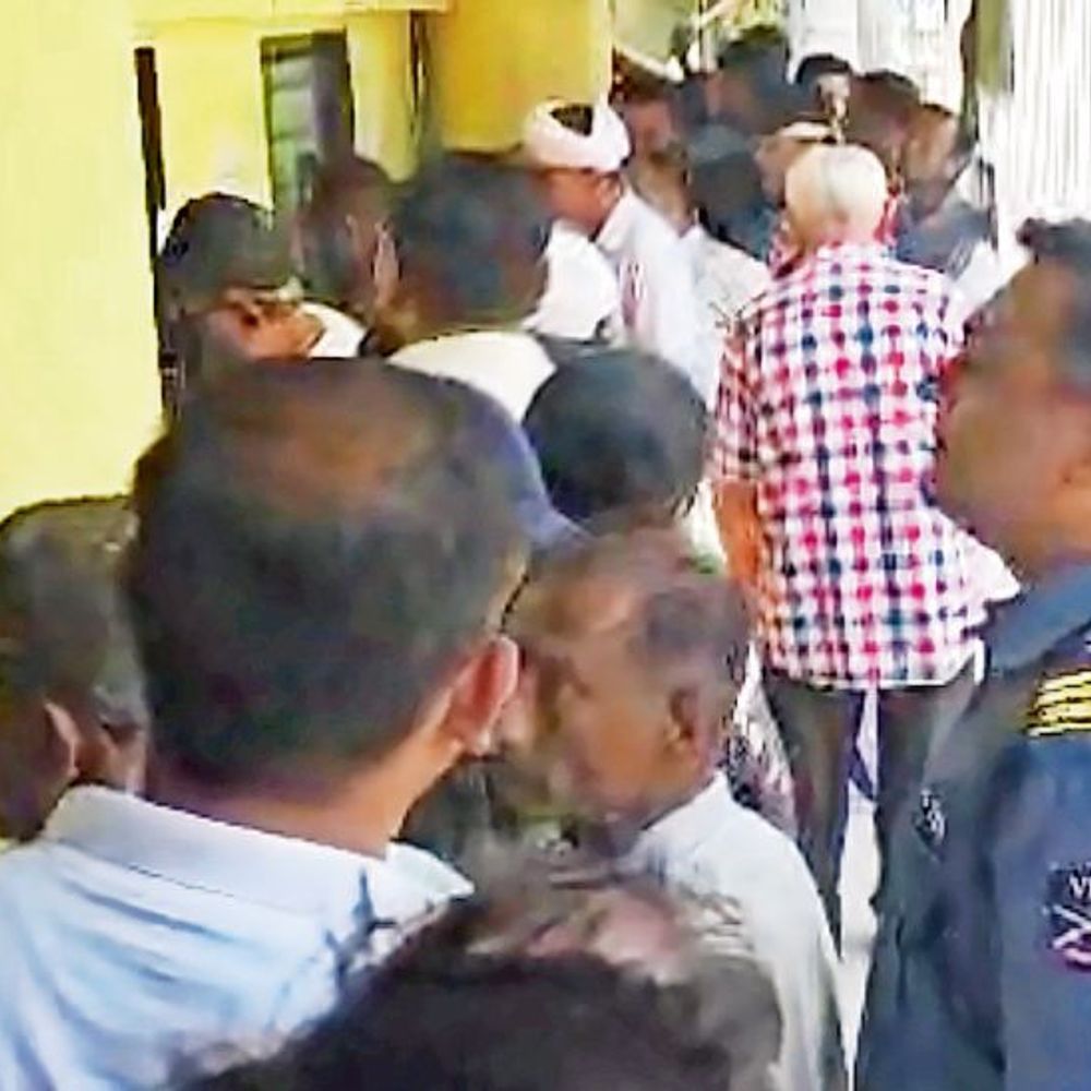 વૈકલ્પિક વ્યવસ્થા:ગેસ જોડાણ મફત આપવાની વાતો વહેતી થતાં ગેસ ઓફિસે ટોળાં જામ્યાં, એક જ દિવસમાં 400 અરજી