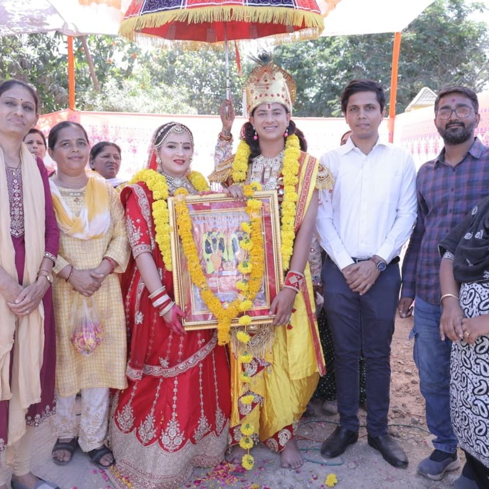 પોરબંદરમાં કૃષ્ણ-રુક્મિણીની વૈવાહિક શોભાયાત્રા નીકળી:માધવપુર મેળા બાદ ભક્તિમય માહોલમાં સ્વાગત; દ્વારકામાં યોજાશે સત્કાર સમારોહ