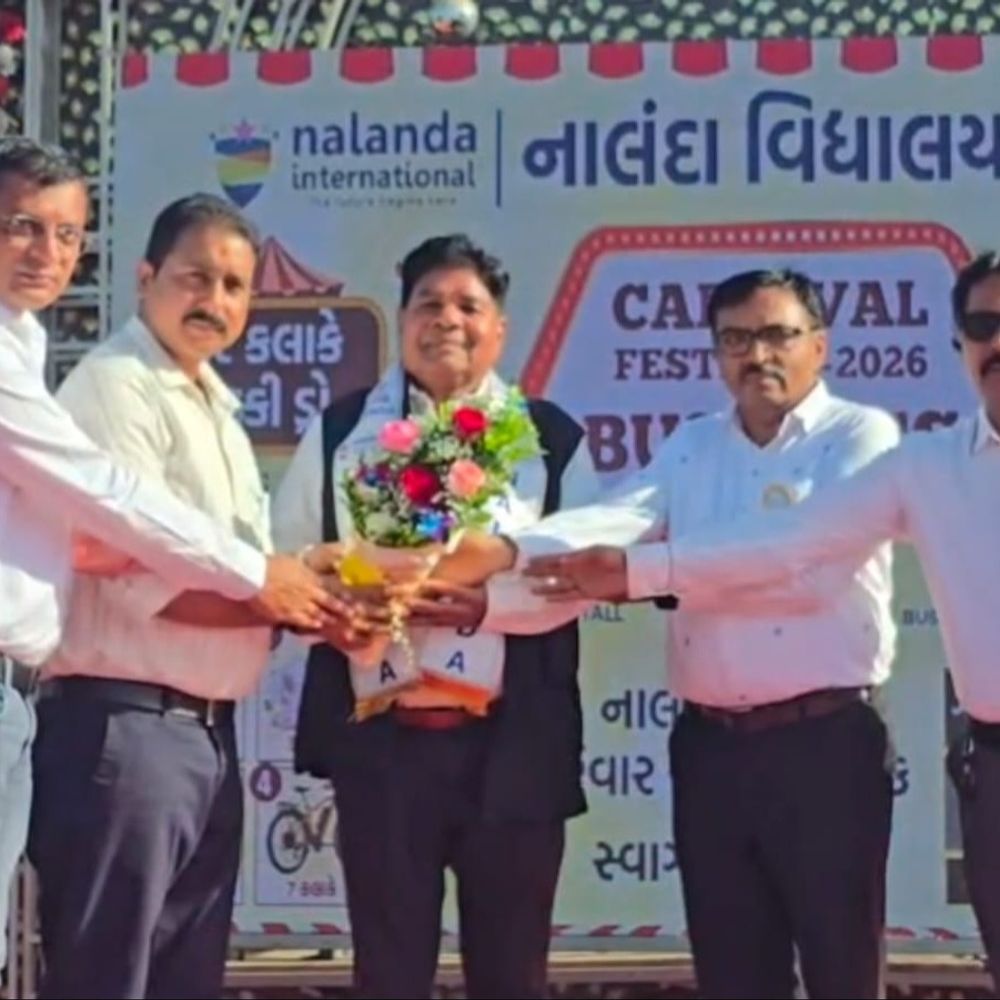 પુણાગામની નાલંદા વિદ્યાલયમાં આનંદ મેળો:તારક મહેતા ફેમ પિન્કુની પ્રેરક ઉપસ્થિતિ વચ્ચે 15,000 થી વધુ લોકો ઉમટ્યા