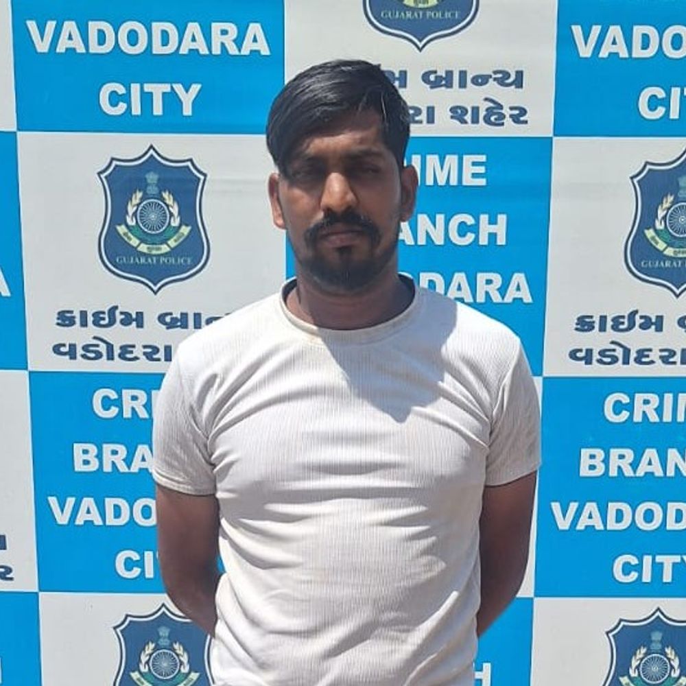 કોર્ટમાંથી વોશરૂમ જવાના બહાને ફરાર આરોપી વહેલી સવારે ઊંઘતો ઝડપાયો:બાળકી પર દુષ્કર્મ કેસમાં આરોપીની મહારાષ્ટ્રથી કરી હતી ધરપકડ