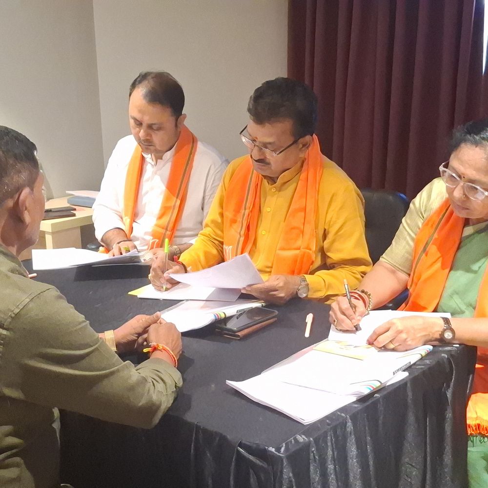 ભરૂચમાં ભાજપની સેન્સ પ્રક્રિયા શરૂ:નિરીક્ષકોએ કાર્યકર્તાઓના અભિપ્રાય લીધા, નિષ્ઠા-અનુભવને મહત્વ