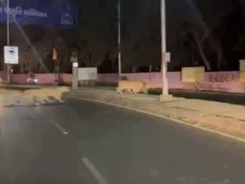 જુનાગઢ ભવનાથ રોડ પર 6 સિંહો એ 7 સેકન્ડમાં રોડ ક્રોસ કર્યો.