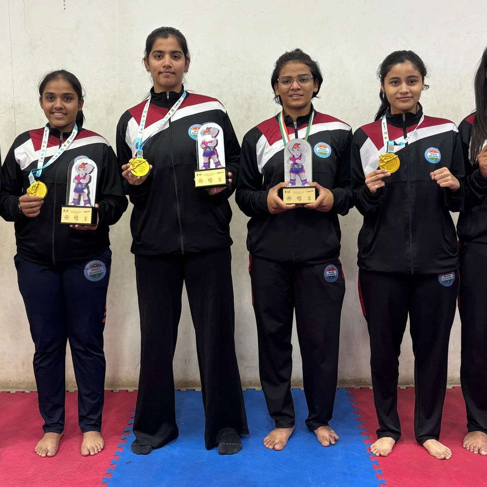 ખેલો ઈન્ડિયામાં વડોદરાની દીકરીઓએ ગજવ્યું મેદાન:તમિલનાડુમાં યોજાયેલી નેશનલ કિકબોક્સિંગ ચેમ્પિયનશિપમાં ગુજરાતની મહિલા ખેલાડીઓએ કુલ 6 મેડલ્સ જીત્યા