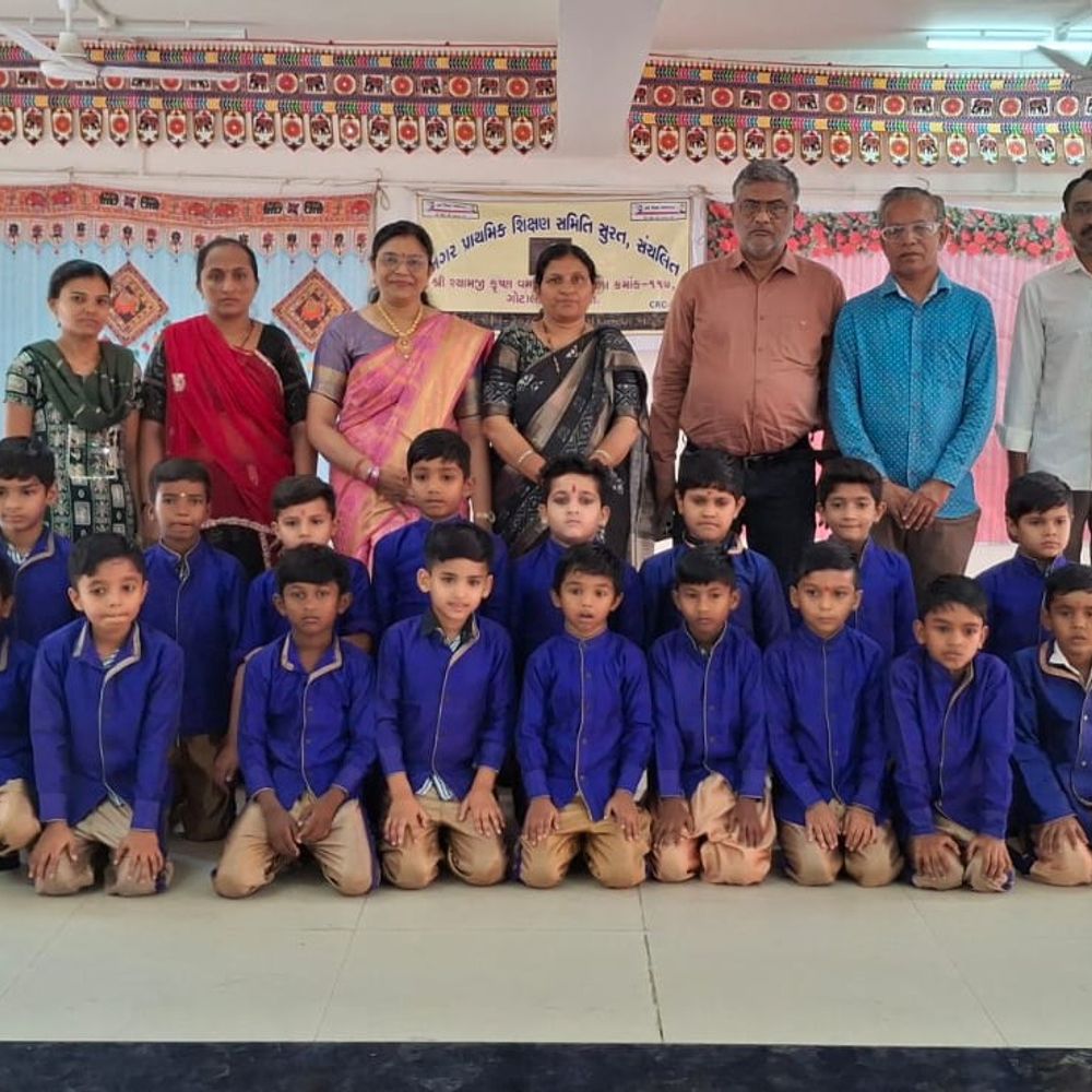 શ્રી શ્યામજી કૃષ્ણ વર્મા શાળામાં વાર્ષિકોત્સવ:વિદ્યાર્થીઓને શૈક્ષણિક અને સાંસ્કૃતિક સિદ્ધિઓ બદલ સન્માનિત કરાયા