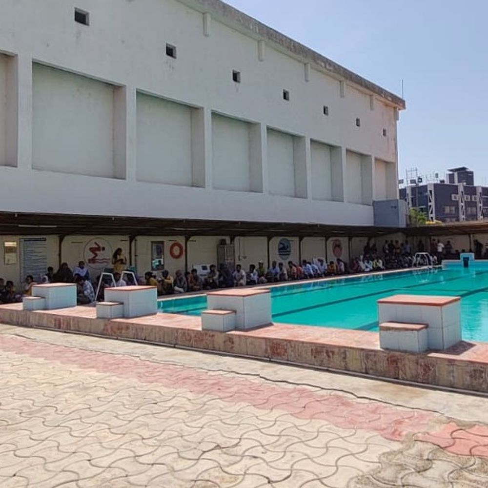 પાટણમાં સરકારી સ્વિમિંગ પુલમાં સ્વિમિંગ શીખવા લાંબી લાઈન:1000થી વધુ ફોર્મનું વિતરણ, 7 એપ્રિલથી સ્વીકારાશે; 16 એપ્રિલથી સેશનનો પ્રારંભ