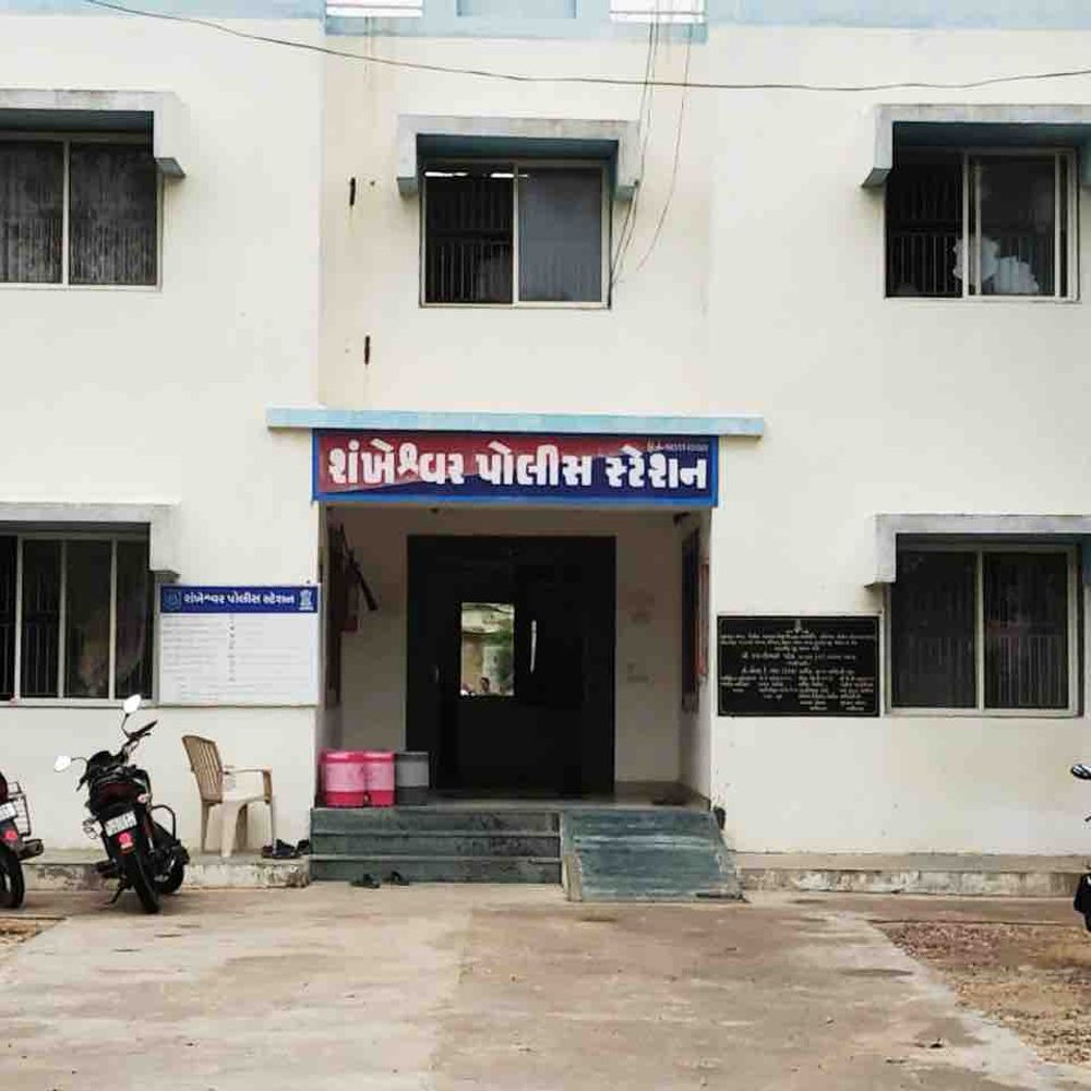 શંખેશ્વરના લોલાડામાં 35 વર્ષ જૂના જમીન વિવાદ મુદ્દે વૃદ્ધની હત્યા:હરસિધ્ધિ મંદિરે દર્શન કરવા ગયેલા વૃદ્ધ પર હુમલો, સારવારમાં મોત