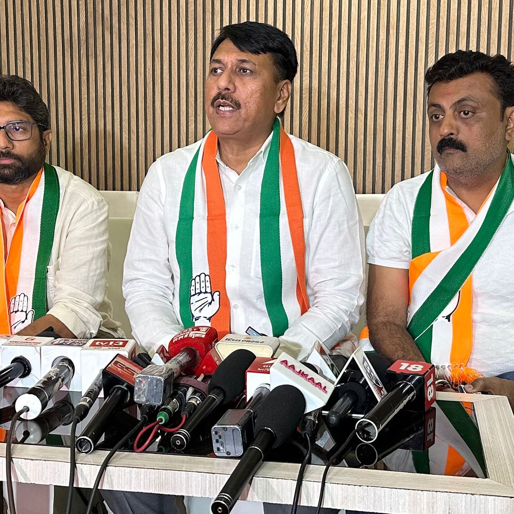 કોંગ્રેસ 5 એપ્રિલે મનપાના ઉમેદવારોની પ્રથમ યાદી જાહેર કરશે:50% યુવા ઉમેદવારને મેદાનમાં ઉતારાશે: અમિત ચાવડા, રાજકોટના ખાનગી રિસોર્ટમાં બેઠક મળી