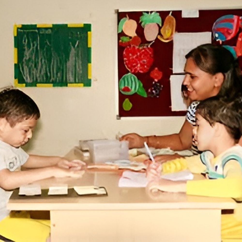 વર્લ્ડ ઓટિઝમ ડે:‘બાળક માગે તે આપવું, કંઇ અડવા ન દેવું, રમવા ન મોકલવું’ ઓટિઝમ થવાનું કારણ