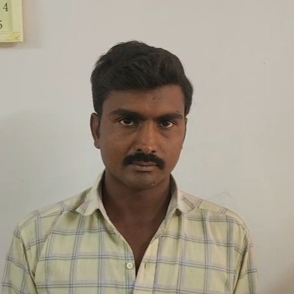 માસૂમ કચડનાર બોલેરો ચાલક ઝડપાયો.:વિસાવદરમાં કાળમુખી બોલેરોએ 8 વર્ષના બાળકને કચડ્યો: સીસીટીવીમાં કેદ થઈ પૂરઝડપ, પિતાએ કહ્યું- "મારા લાડકવાયાને છીનવનારને કડક સજા કરો