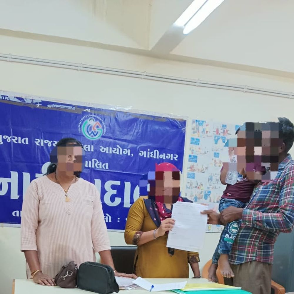 ભાસ્કર વિશેષ:સાસુની તબિયત ખરાબ, દીકરીનો અસ્થિર મગજ, છતા સારવારનો ખર્ચ પતિ ન આપતો