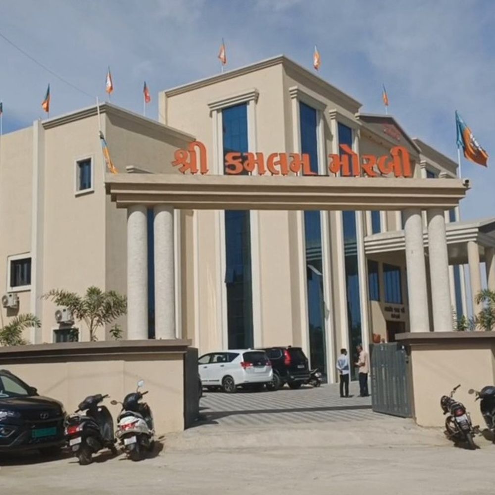 માળિયા નગરપાલિકાની ચૂંટણીમાં ભાજપ માટે ચિંતાજનક સ્થિતિ:24 બેઠકો માટે એક પણ દાવેદાર ન દેખાયો, નિરીક્ષકો જોતા રહ્યા રાહ, પણ કોઈ ડોકાયું નહીં