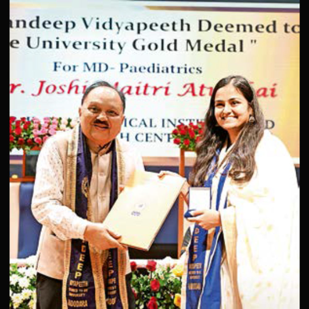 સુમનદીપ વિદ્યાપીઠનો 13મો દીક્ષાંત સમારોહ: મેડિકલ, ડેન્ટલ, ફાર્મસી સહિત 831 વિદ્યાર્થીઓને Degree એનાયત.