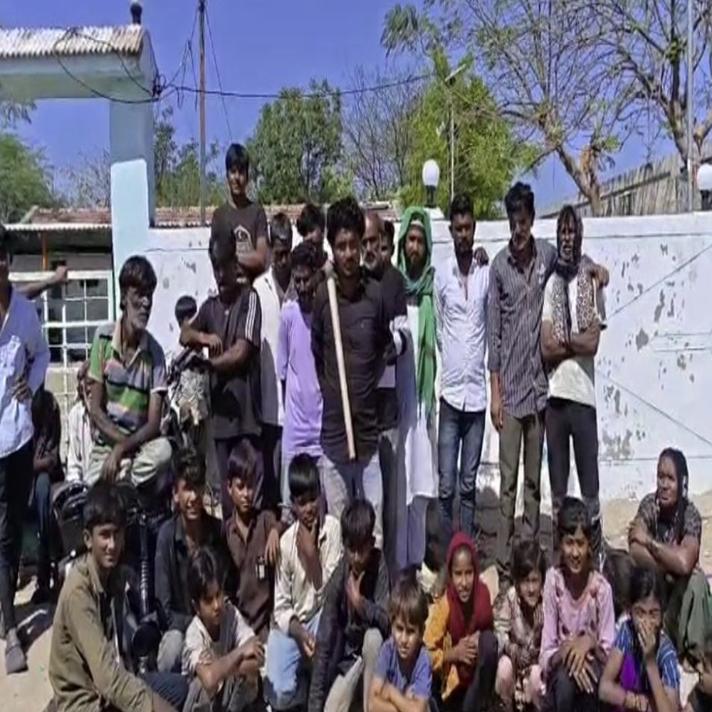 ૨૫ રૂપિયાનો ઉઘરાણો, ફરિયાદ ન લેવાતાં હડતાળ.