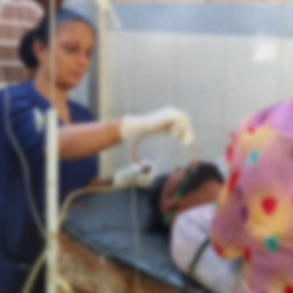 મીરાપૂર પાસે બાઇક સ્લીપ થતા યુવાન ગંભીર ઘાયલ:સારવાર માટે ગોધરા સિવિલ હોસ્પિટલ ખસેડાયો