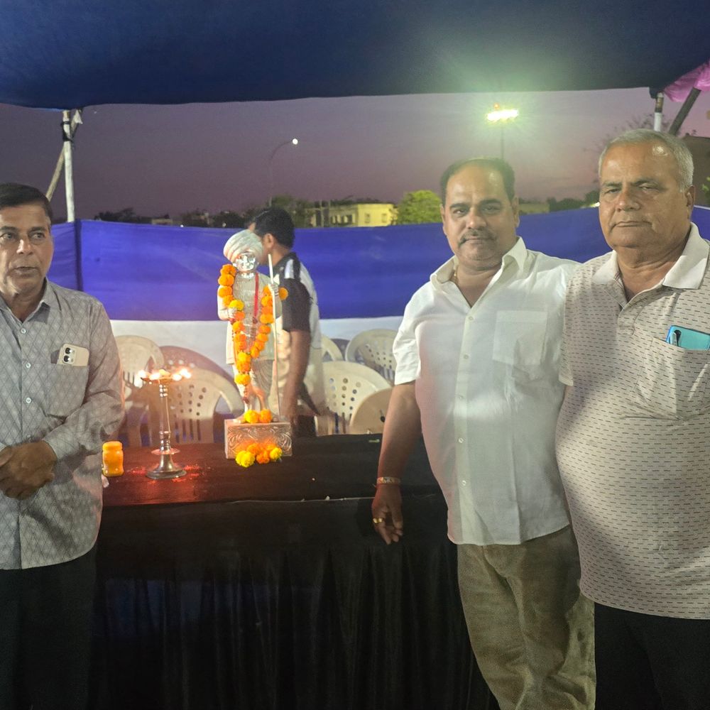 મીઠાપુરમાં રઘુવંશી ગ્રુપ દ્વારા ક્રિકેટ ટુર્નામેન્ટનો પ્રારંભ:આરપીએલ-2026નું આયોજન, લોહાણા યુવાનો ભાગ લેશે