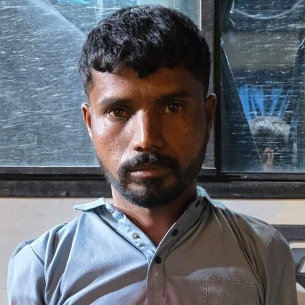 જામનગરનો રૂ. 10,000નો ઇનામી લૂંટારો પકડાયો:5 વર્ષથી ફરાર આરોપીને રાજકોટ રેન્જ ટીમે મધ્યપ્રદેશના સરહદી વિસ્તારમાંથી ઝડપી પાડ્યો