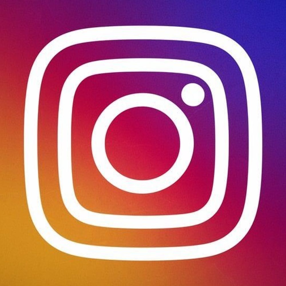 ઇન્સ્ટાગ્રામનું ‘પ્લસ’ વર્ઝન: છૂપાઈને સ્ટોરી જુઓ, જાણો ફીચર્સ અને કિંમત વિશે!