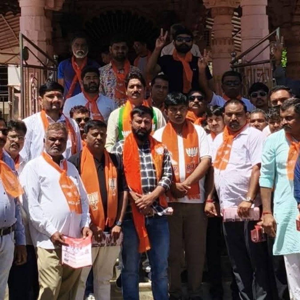 સુરેન્દ્રનગરમાં ભાજપનું 'ઘર ઘર મહાસંપર્ક અભિયાન':200થી વધુ કાર્યકર્તાઓ જોડાયા, લોકસંપર્ક મજબૂત બનાવવાનો સંકલ્પ