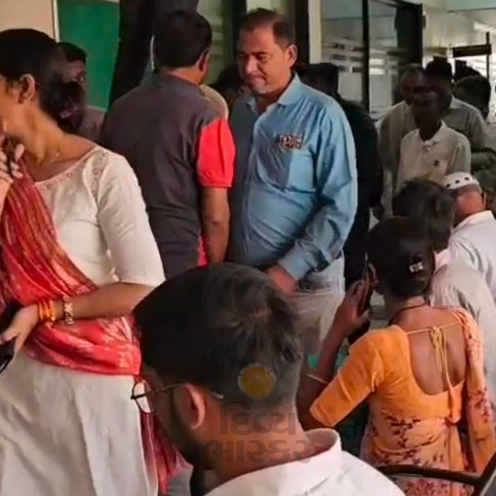 ચૂંટણી પ્રક્રિયા શરૂ થતાં ઉમેદવારોમાં ઉત્સાહ:ગોધરા નગરપાલિકા માટે પ્રથમ દિવસે 156 ઉમેદવારી પત્રોનો ઉપાડ