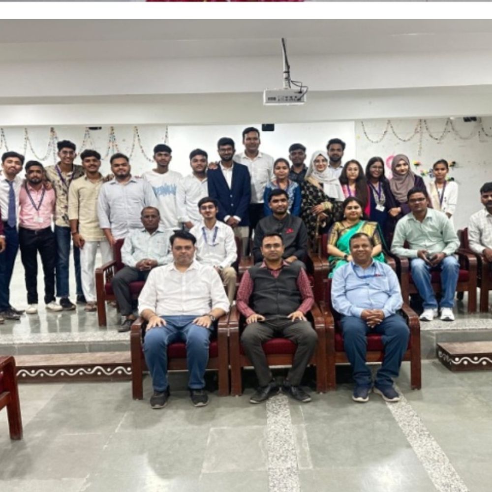 બી.એન. પટેલ ઇન્સ્ટિટ્યૂટમાં વાર્ષિકોત્સવની ઉજવણી:તેજસ્વી વિદ્યાર્થીઓને મેડલ અને પારિતોષિક એનાયત કરાયા