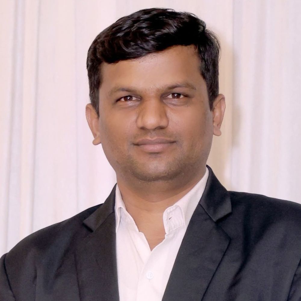 સુરત AAPમાં ભડકા જેવી સ્થિતિ:વોર્ડ-2ના સહ-કન્વીનરનું રાજીનામું, ચારિત્રહિન વ્યક્તિને ટિકિટ આપવાની તૈયારીના ગંભીર આક્ષેપ, કહ્યું- પ્રચારમાં સાથે મહિલાઓને કેવી રીતે મોકલવી?