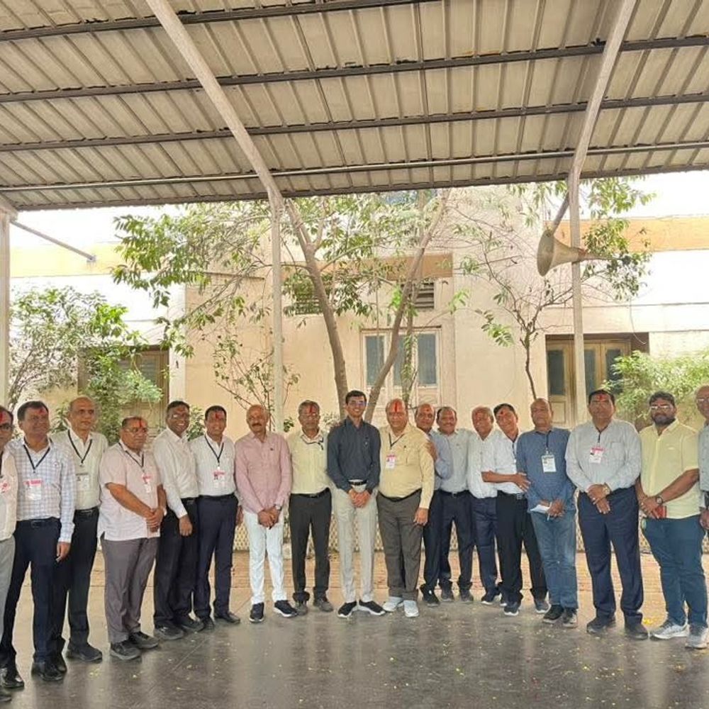 સુરત વરાછા બેંક ચૂંટણી રિઝલ્ટ:પરિણામ પૂર્વધારણા મુજબ સહકાર પેનલના પક્ષમાં રહ્યું, તમામ બેઠકો પર ક્લીન સ્વીપ કરી જીત મેળવી