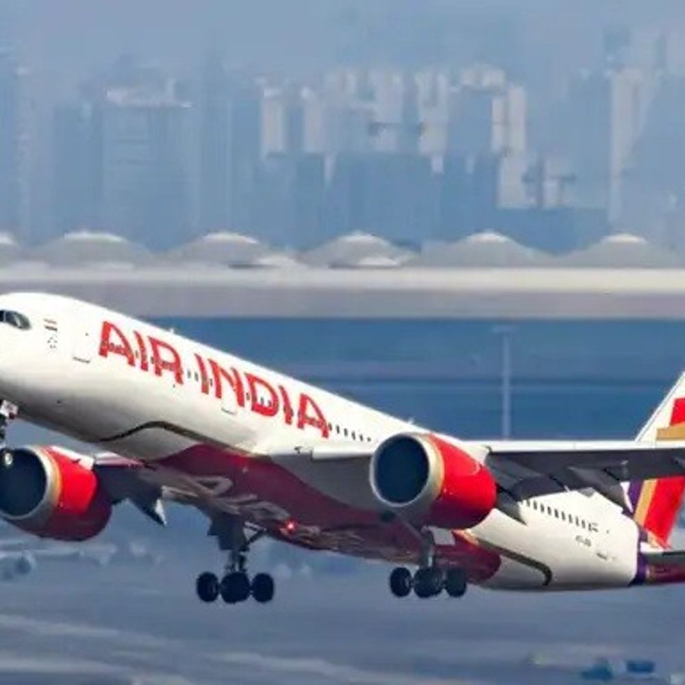 એર ઇન્ડિયાની ડોમેસ્ટિક ફ્લાઇટ્સ ₹899 સુધી મોંઘી:નવું ભાડું 8 એપ્રિલથી લાગુ પડશે, કારણ જેટ ફ્યુઅલના ભાવમાં વધારો