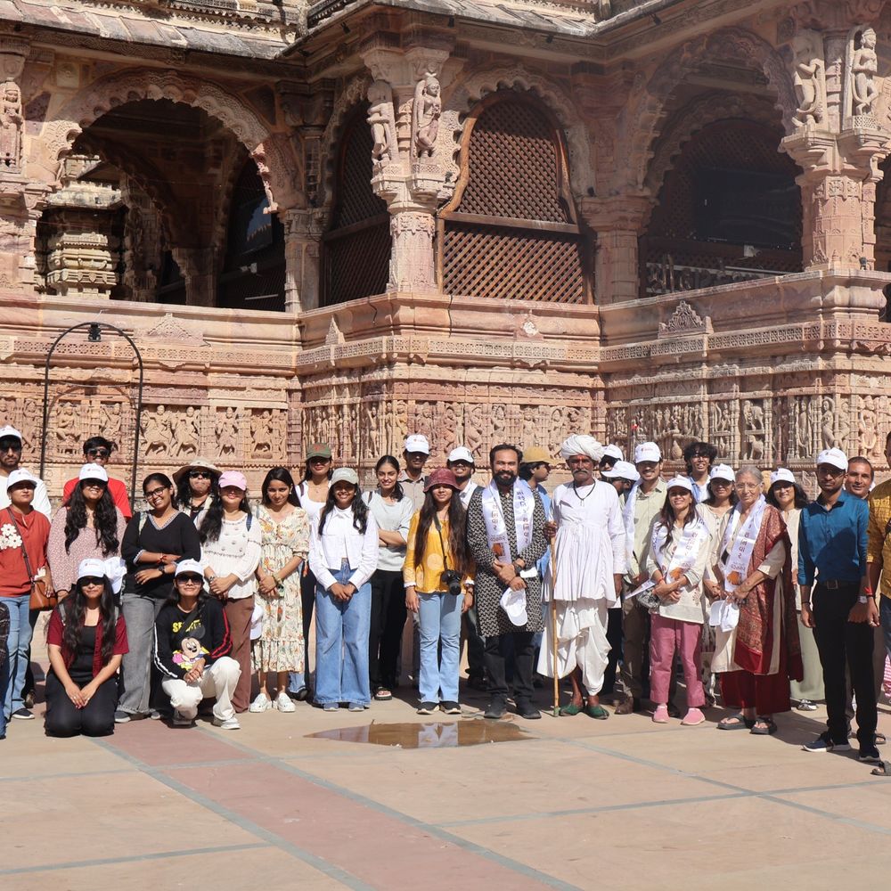 NIMCJ વિદ્યાર્થીઓએ વડનગરની મુલાકાત લીધી:ભારતના સમૃદ્ધ વારસાનો અનુભવ કર્યો