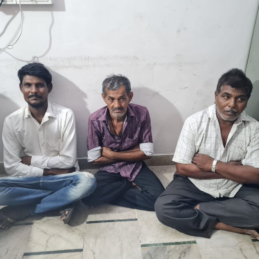 સુરેન્દ્રનગરમાં જાહેરમાં જુગાર રમતા 3 ઝડપાયા:બી ડિવિઝન પોલીસે ₹11,200 રોકડ જપ્ત કરી