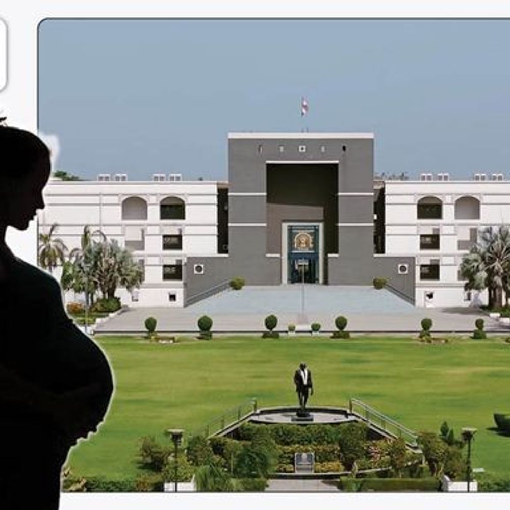 16 વર્ષીય સગીરાને ગર્ભપાત માટે હાઈકોર્ટની મંજૂરી:મહેસાણાની દુષ્કર્મ પીડિતાને 25 સપ્તાહનો ગર્ભ, DNA સેમ્પલ એકત્ર કરી તપાસ અધિકારીને સોંપાશે